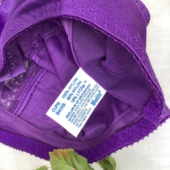 NWT vintage 90s unlined nylon lace bra - Picture 5 of 6